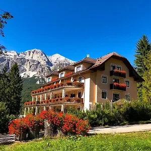 Hotel Boutique Blu Cortina d'Ampezzo